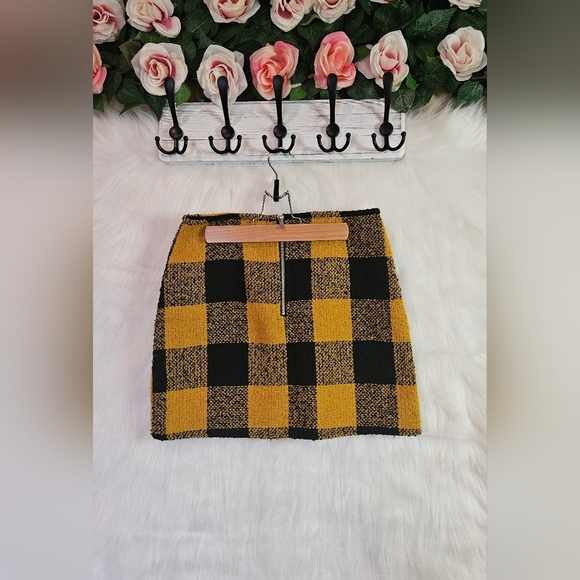 Forever 21 Shades of Clueless Knit Mini Skirt (NWOT) - Picture 3 of 8